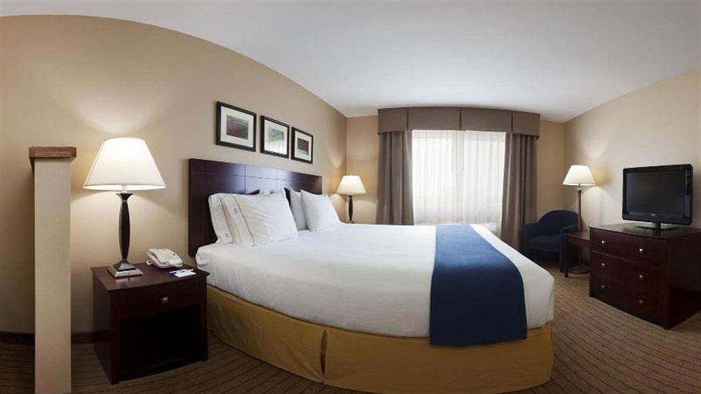 Holiday Inn Express Devils Lake By Ihg Exterior foto