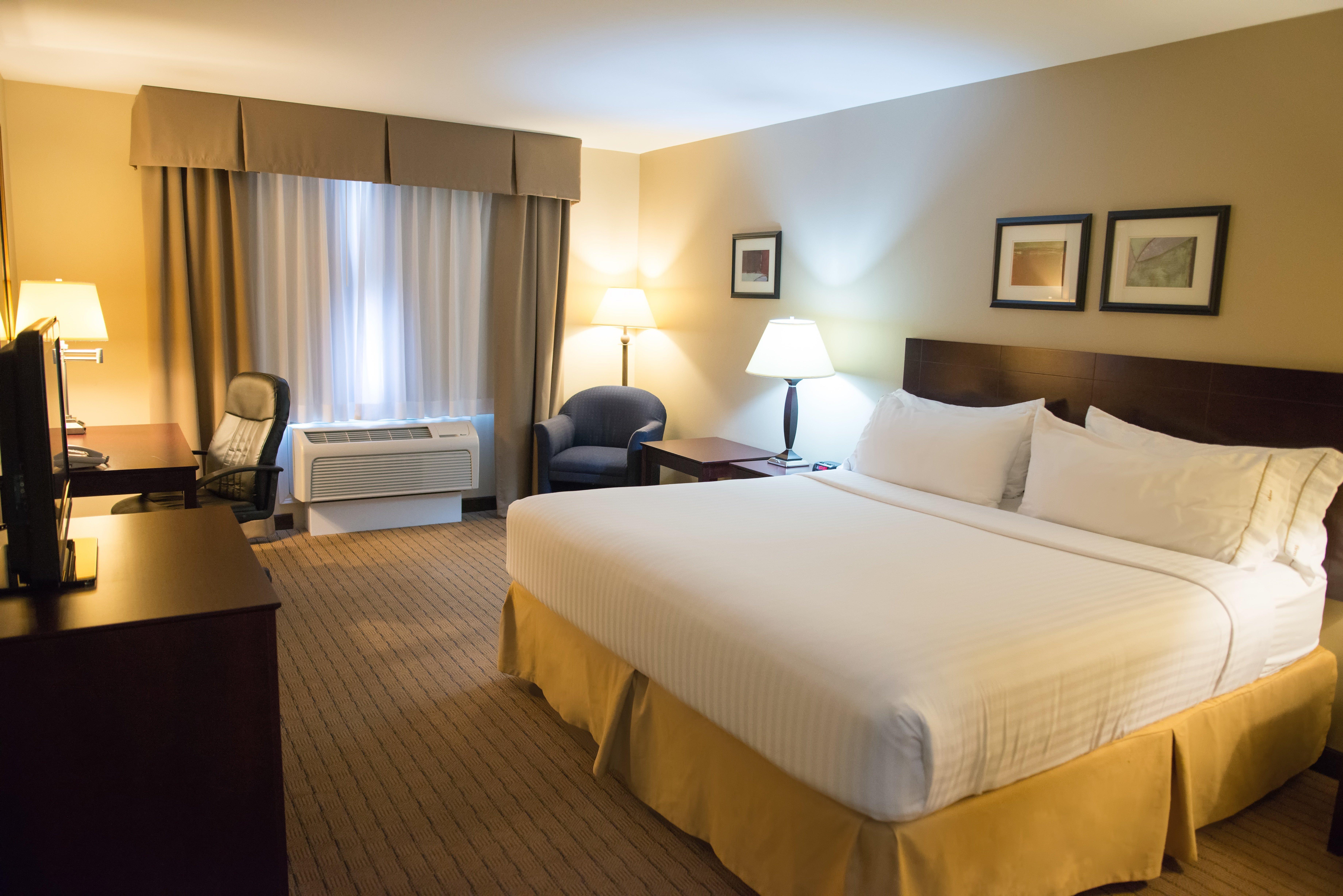 Holiday Inn Express Devils Lake By Ihg Exterior foto