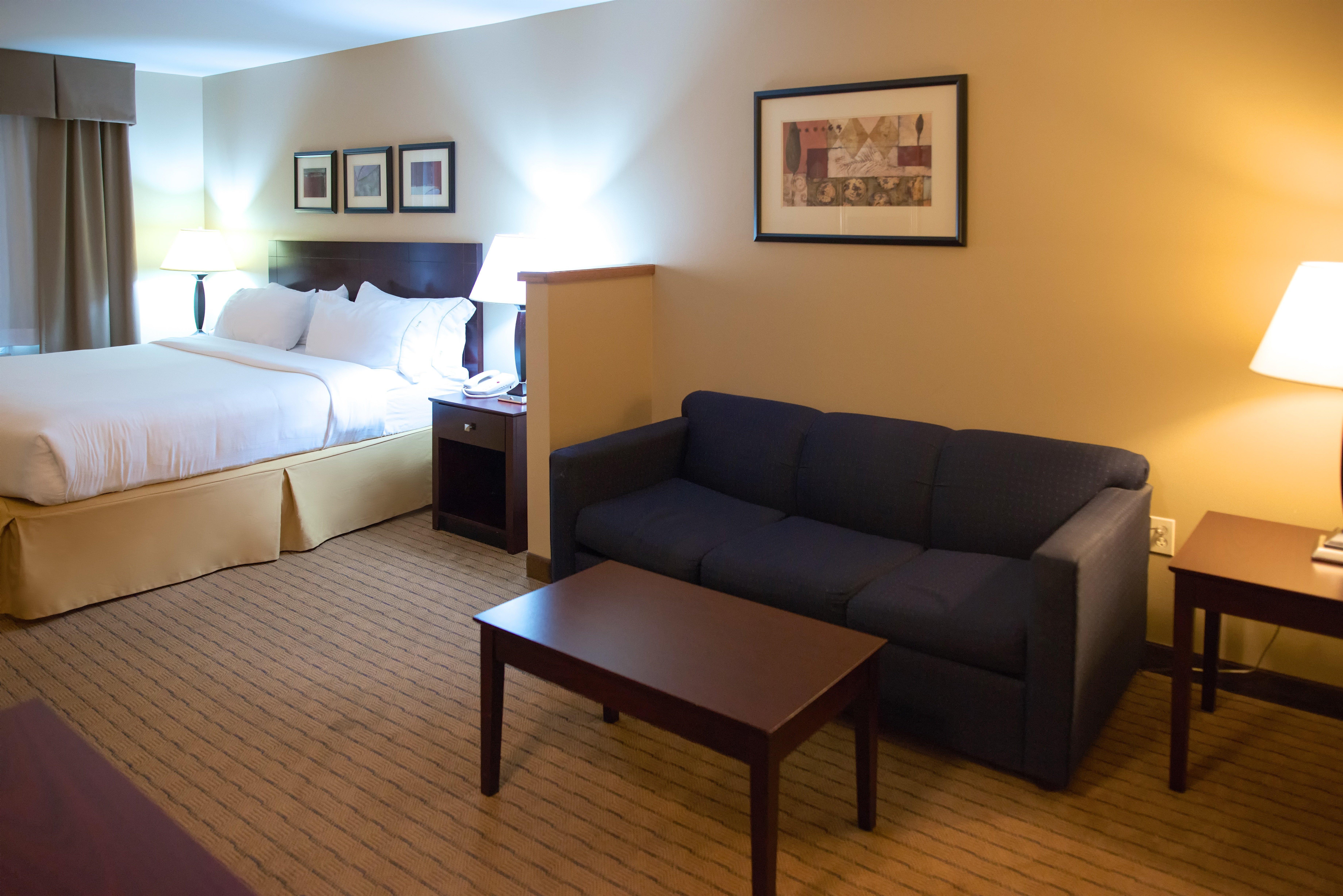Holiday Inn Express Devils Lake By Ihg Exterior foto