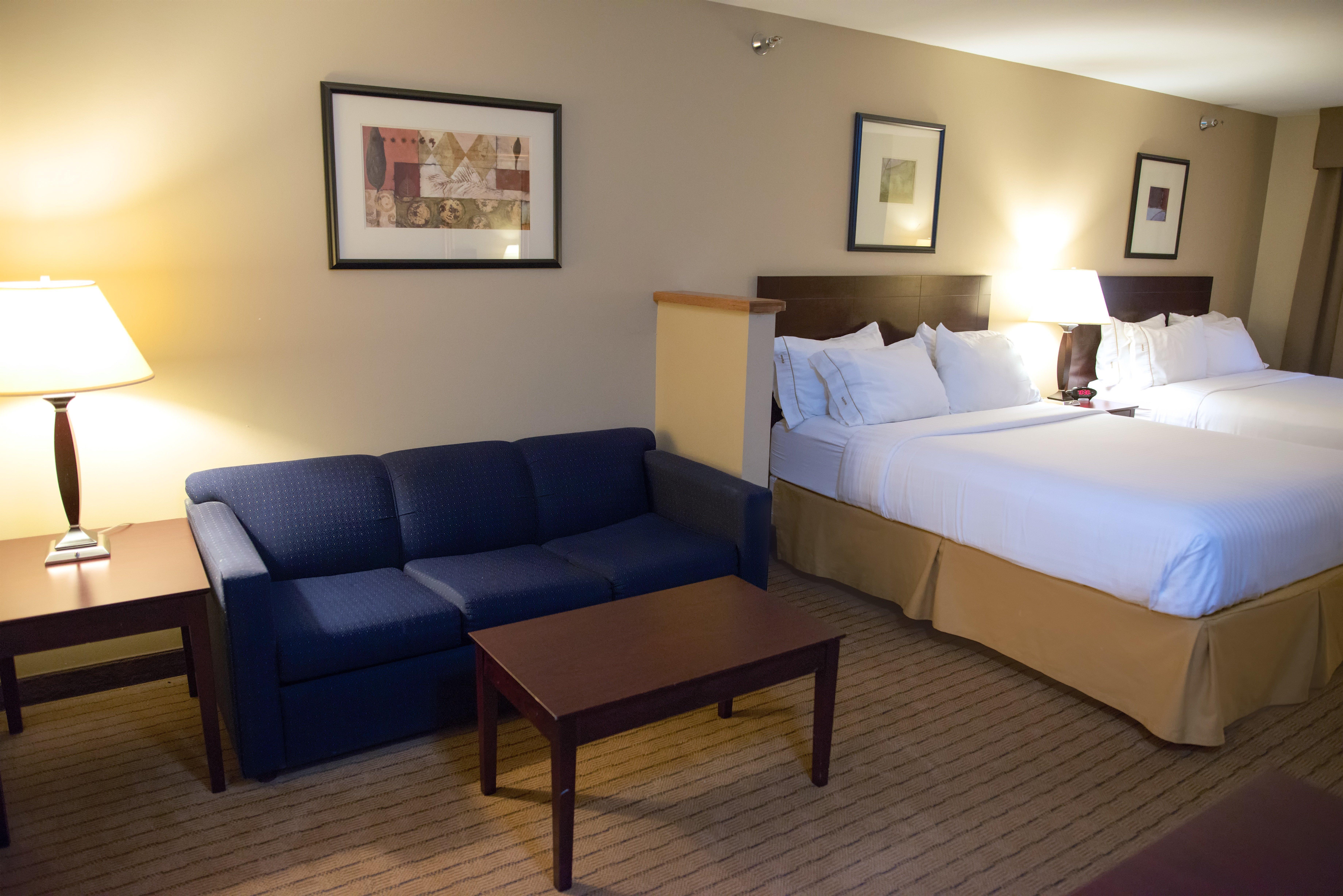 Holiday Inn Express Devils Lake By Ihg Exterior foto