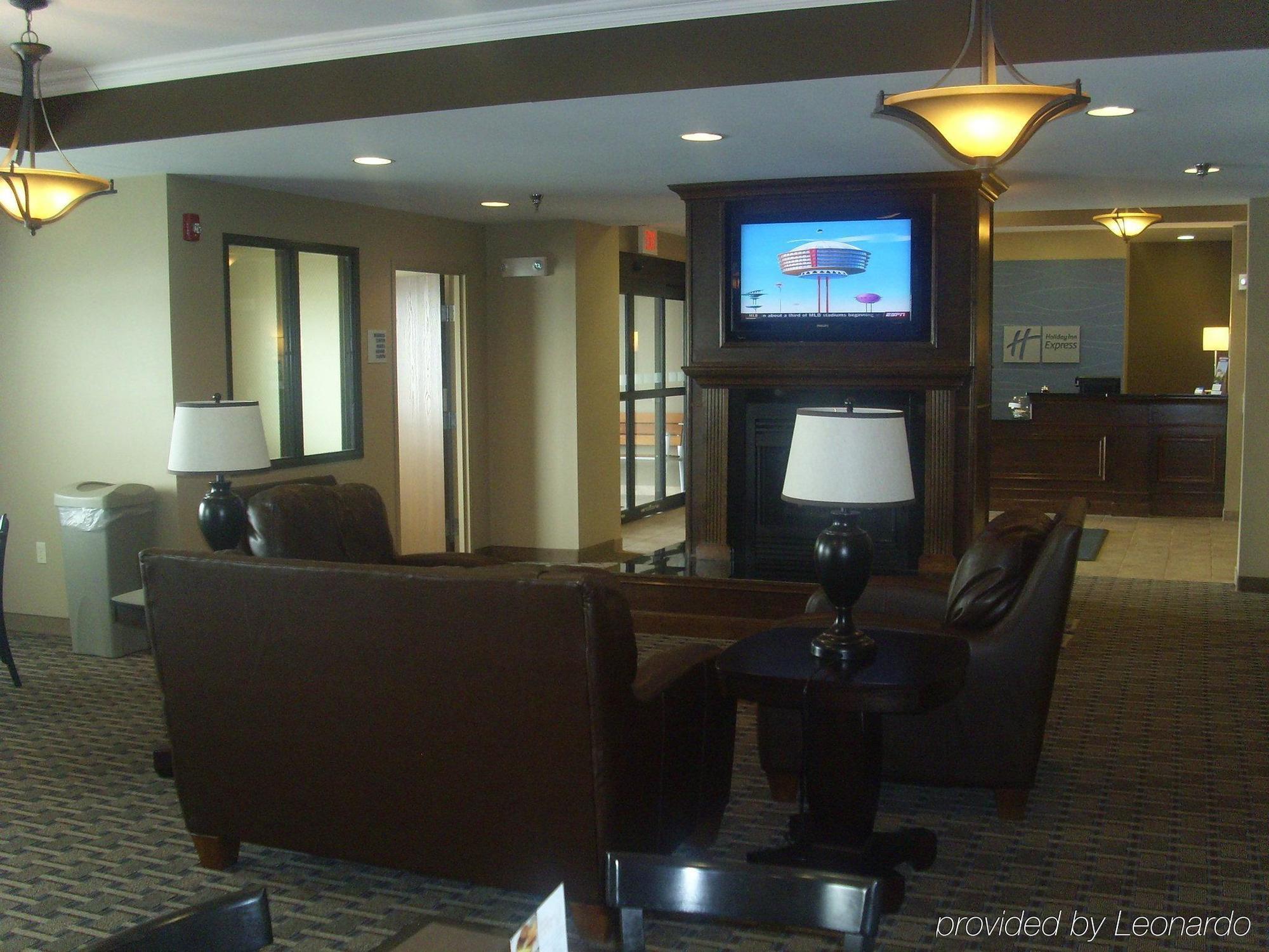 Holiday Inn Express Devils Lake By Ihg Interior foto