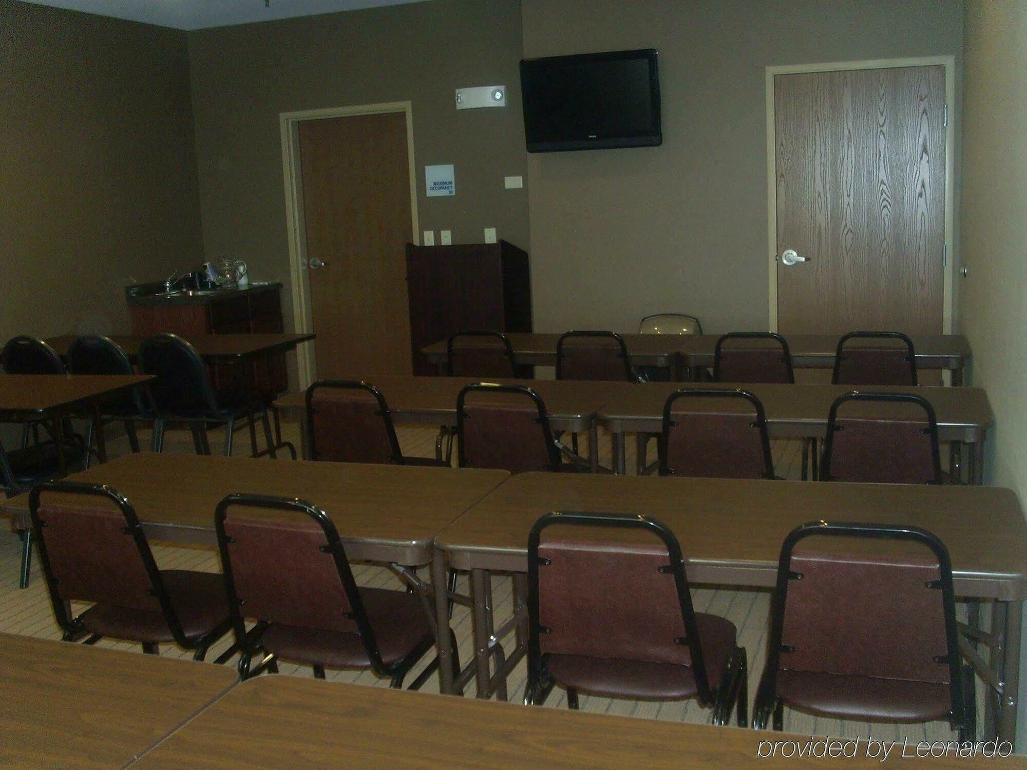 Holiday Inn Express Devils Lake By Ihg Restaurant foto